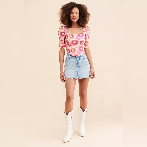 Free People Floral Puff Sleeves Cut Out Back Crop Top Pink Size XS - Picture 11 of 12